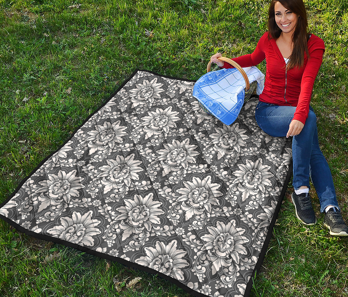 Grey Damask Pattern Print Quilt