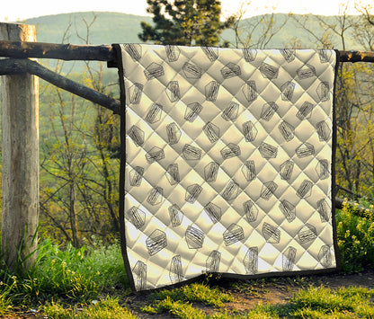 Grey Doodle Sandwich Pattern Print Quilt