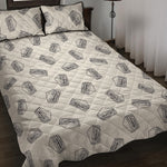 Grey Doodle Sandwich Pattern Print Quilt Bed Set