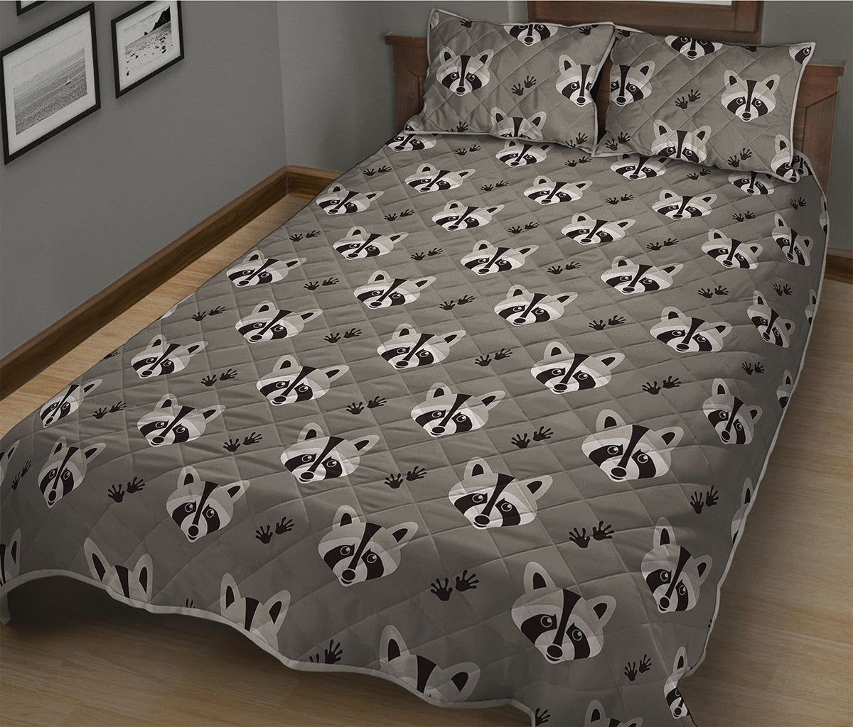 Grey Raccoon Pattern Print Quilt Bed Set