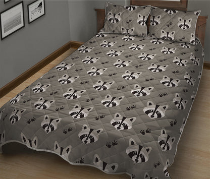 Grey Raccoon Pattern Print Quilt Bed Set