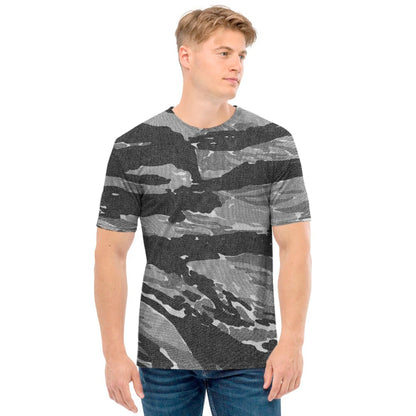 Grey Tiger Stripe Camouflage Print Men's T-Shirt