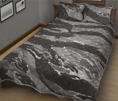 Grey Tiger Stripe Camouflage Print Quilt Bed Set
