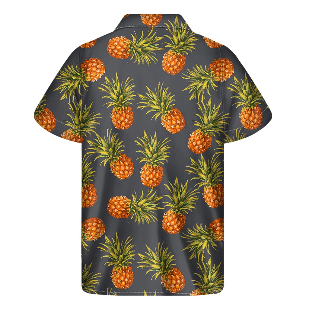 Grey Watercolor Pineapple Pattern Print Men's Short Sleeve Shirt