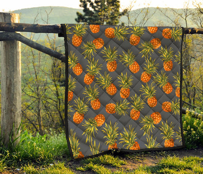 Grey Watercolor Pineapple Pattern Print Quilt