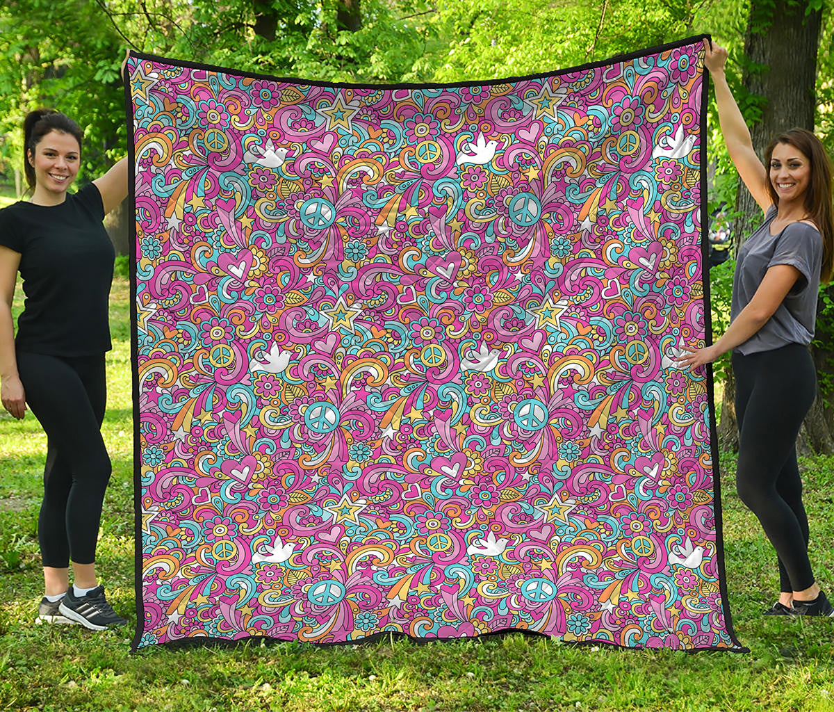 Groovy Girly Peace Pattern Print Quilt