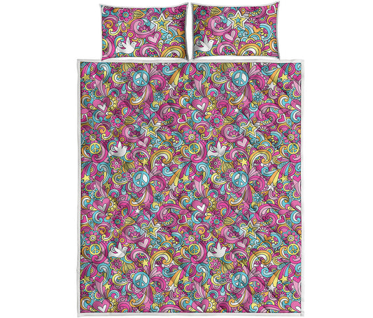 Groovy Girly Peace Pattern Print Quilt Bed Set