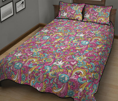 Groovy Girly Peace Pattern Print Quilt Bed Set