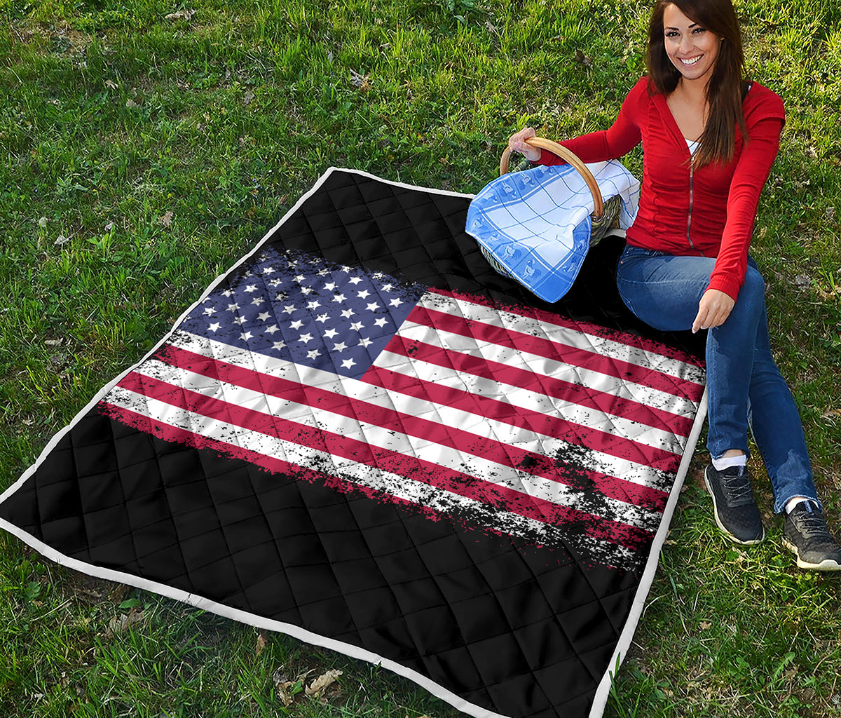 Grunge American Flag Print Quilt