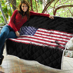 Grunge American Flag Print Quilt