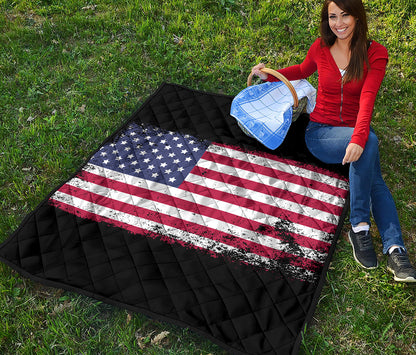 Grunge American Flag Print Quilt