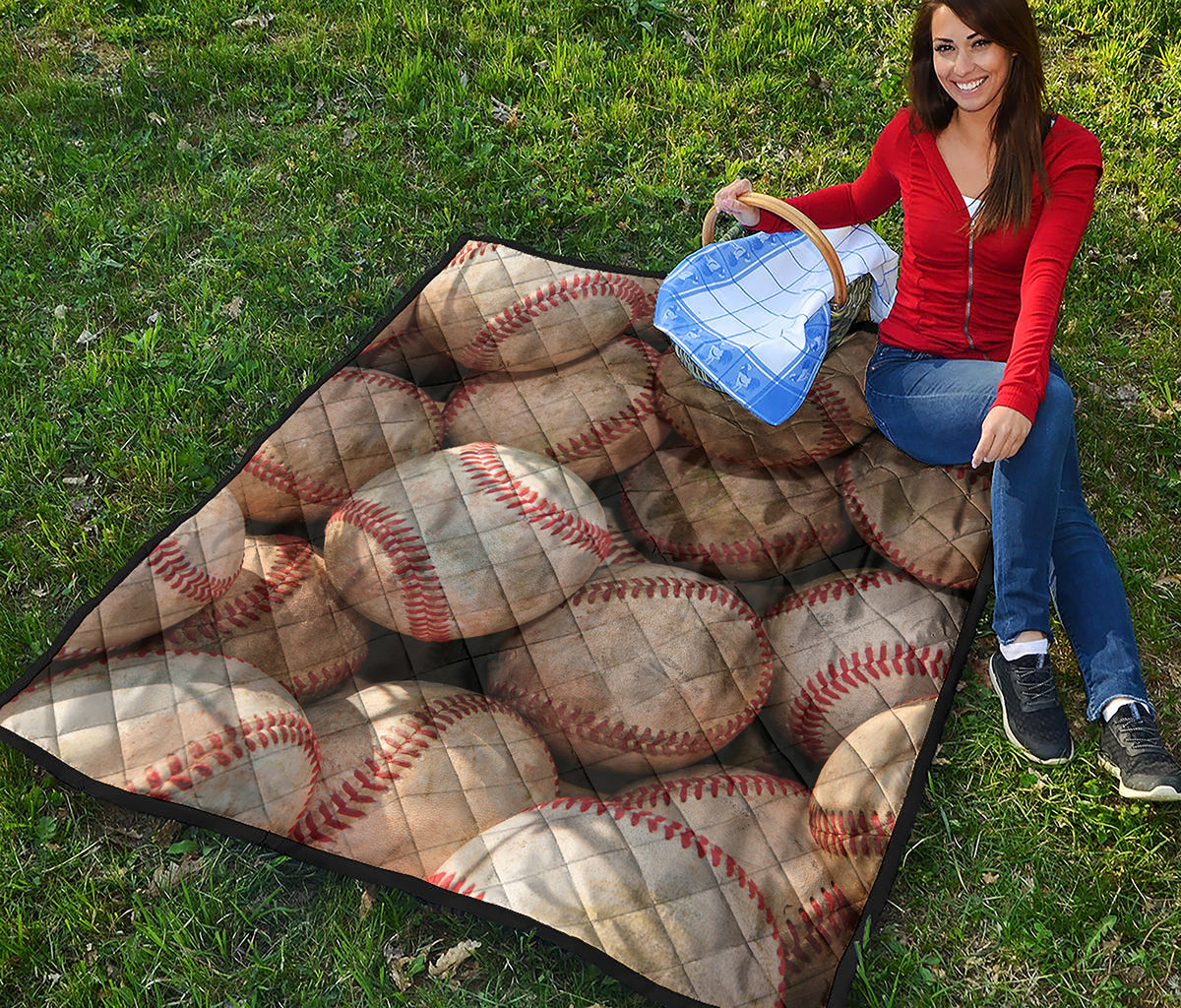 Grunge Baseballs Print Quilt