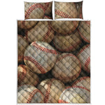 Grunge Baseballs Print Quilt Bed Set