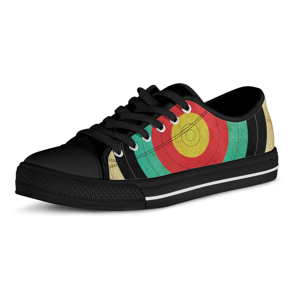 Grunge Bullseye Target Print Black Low Top Shoes 