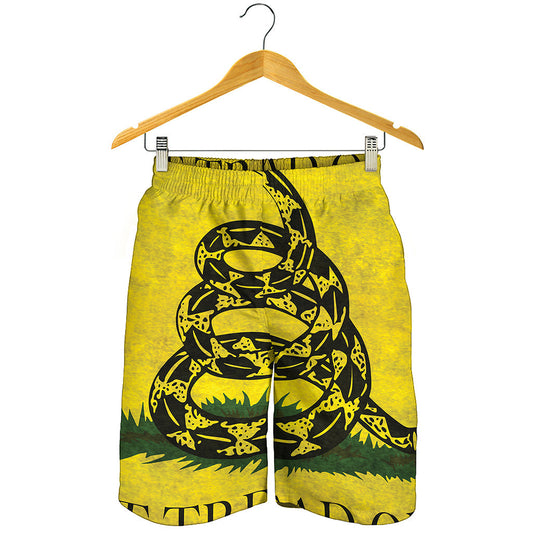 Grunge Gadsden Flag Print Men's Shorts