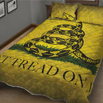 Grunge Gadsden Flag Print Quilt Bed Set