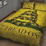 Grunge Gadsden Flag Print Quilt Bed Set