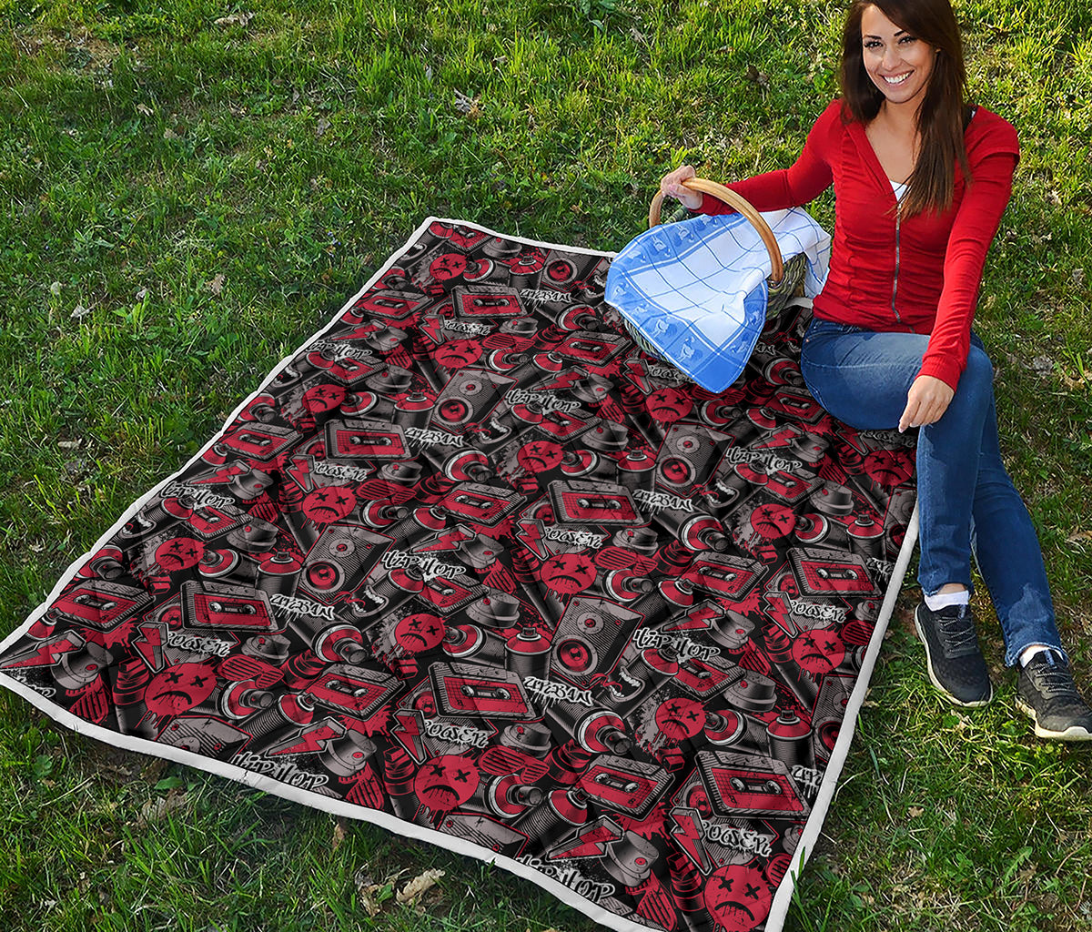 Grunge Graffiti Pattern Print Quilt