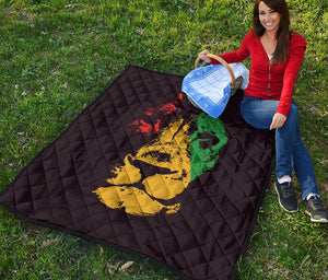 Grunge Rasta Lion Print Quilt