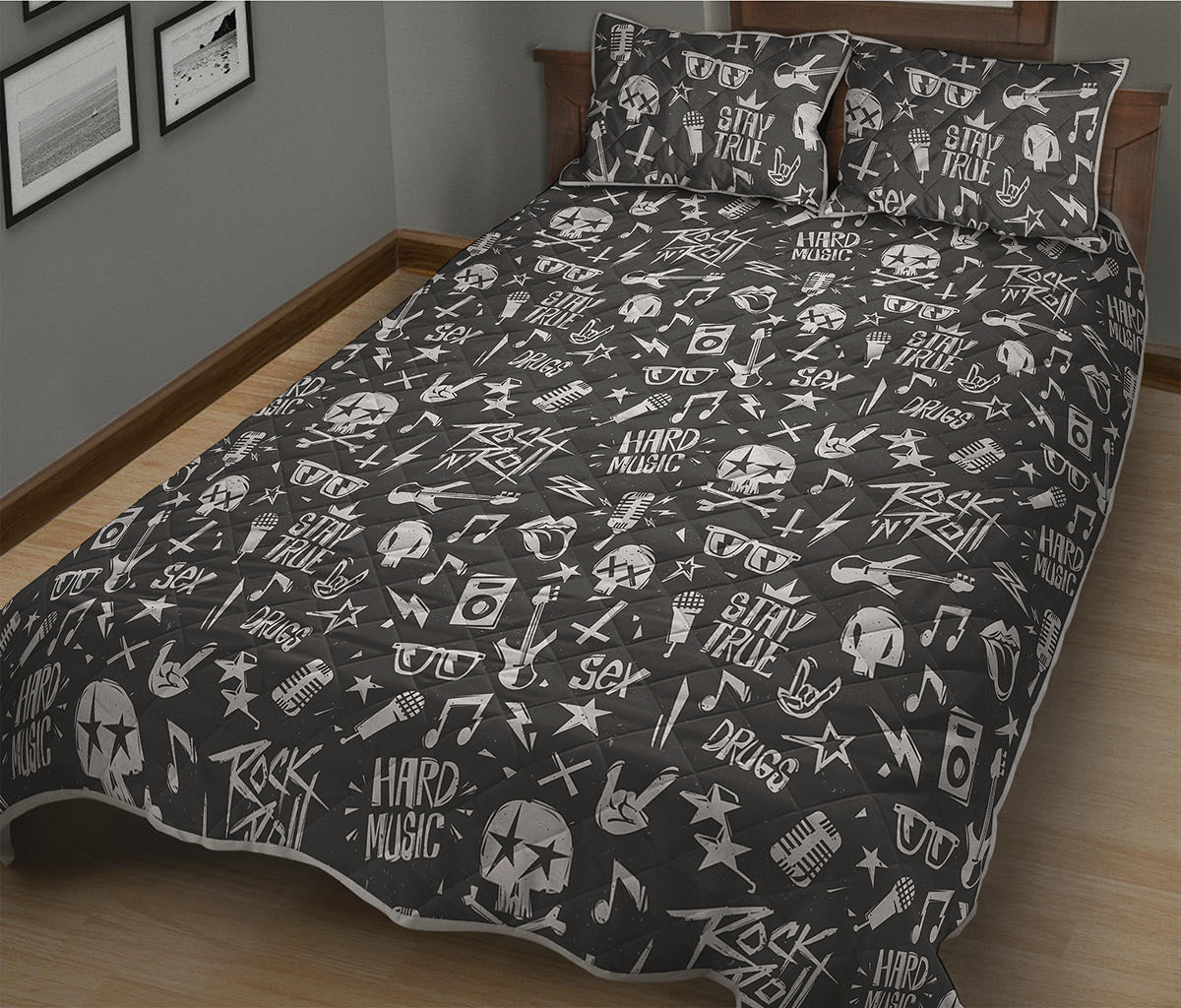 Grunge Rock And Roll Pattern Print Quilt Bed Set