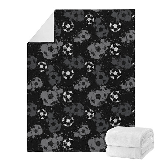 Grunge Soccer Ball Pattern Print Blanket