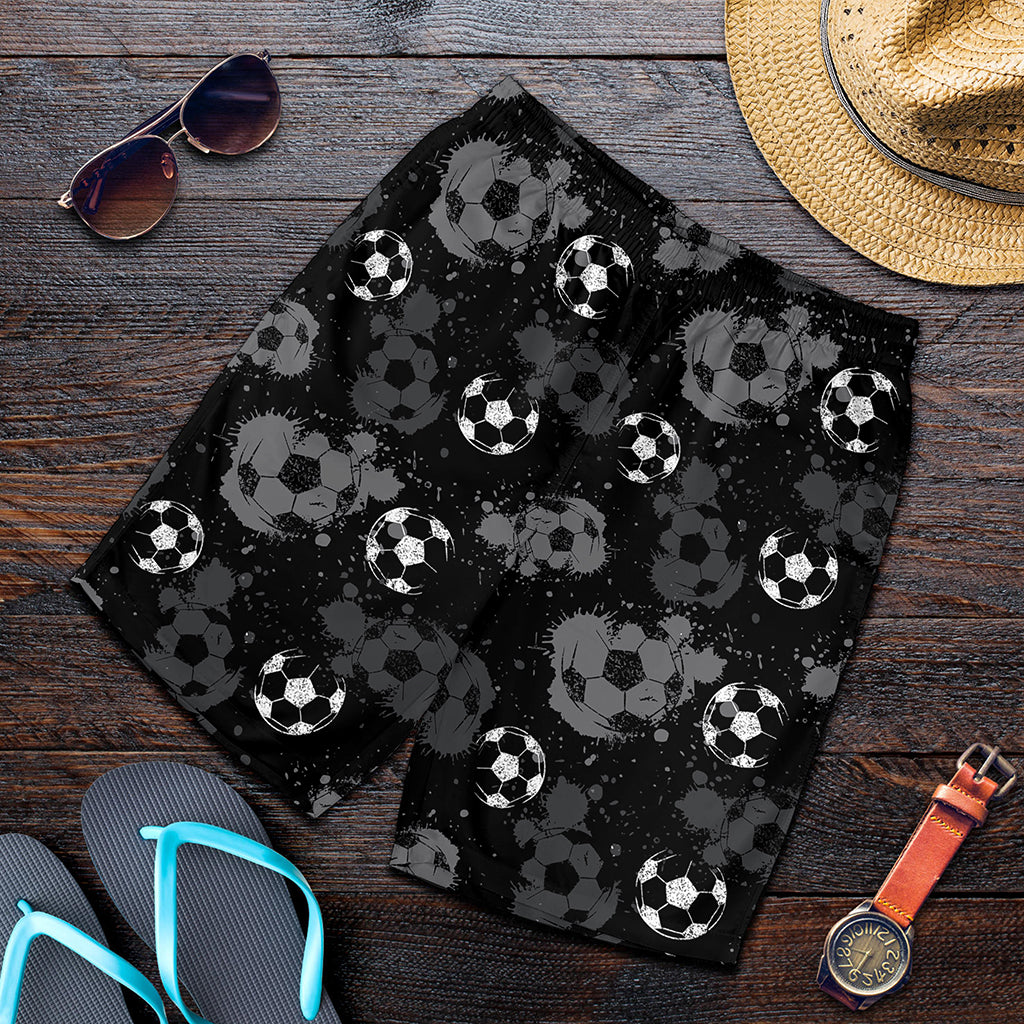 Grunge Soccer Ball Pattern Print Men's Shorts
