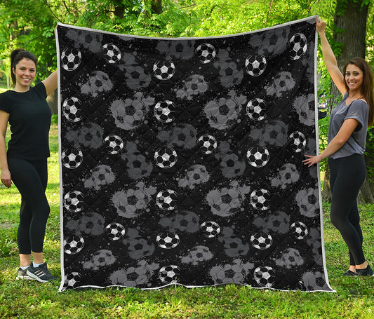 Grunge Soccer Ball Pattern Print Quilt