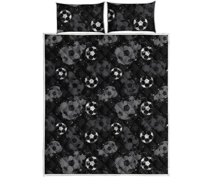 Grunge Soccer Ball Pattern Print Quilt Bed Set