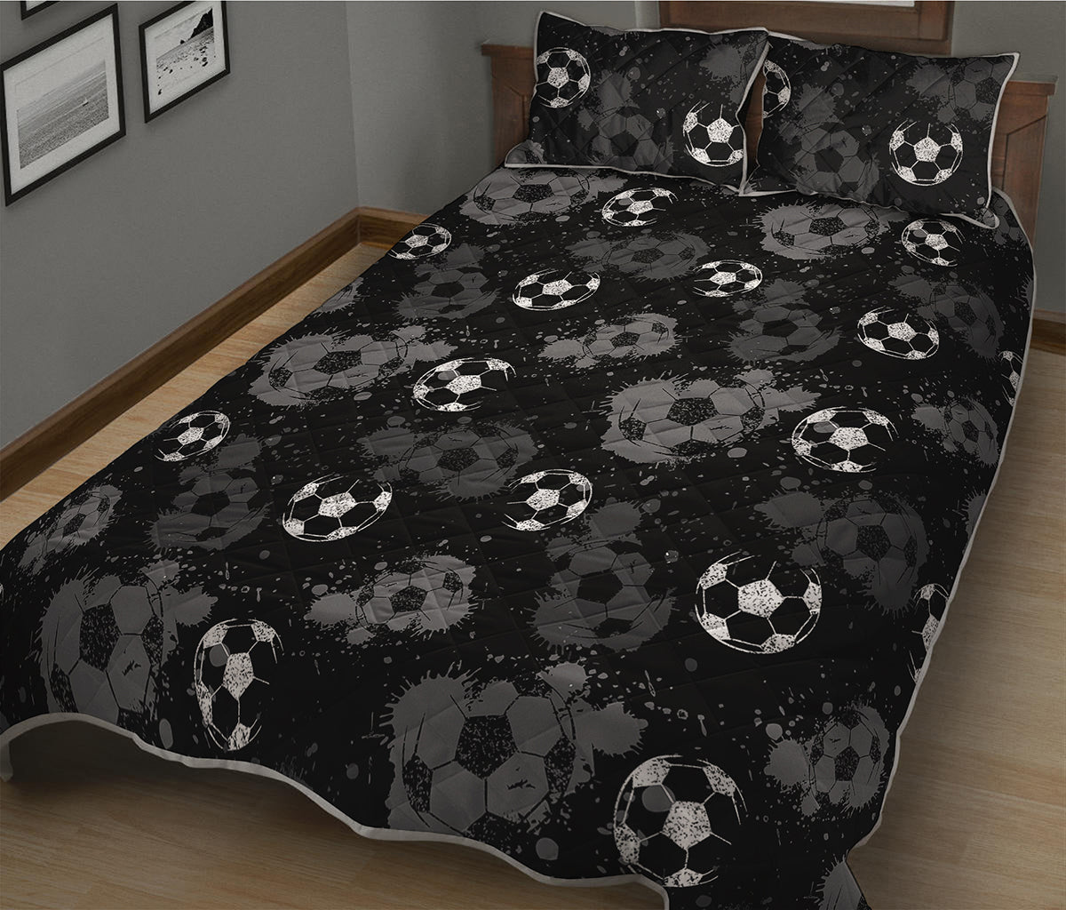 Grunge Soccer Ball Pattern Print Quilt Bed Set