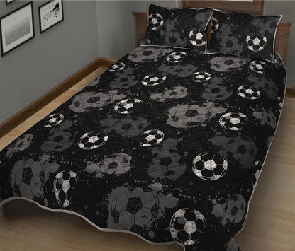 Grunge Soccer Ball Pattern Print Quilt Bed Set