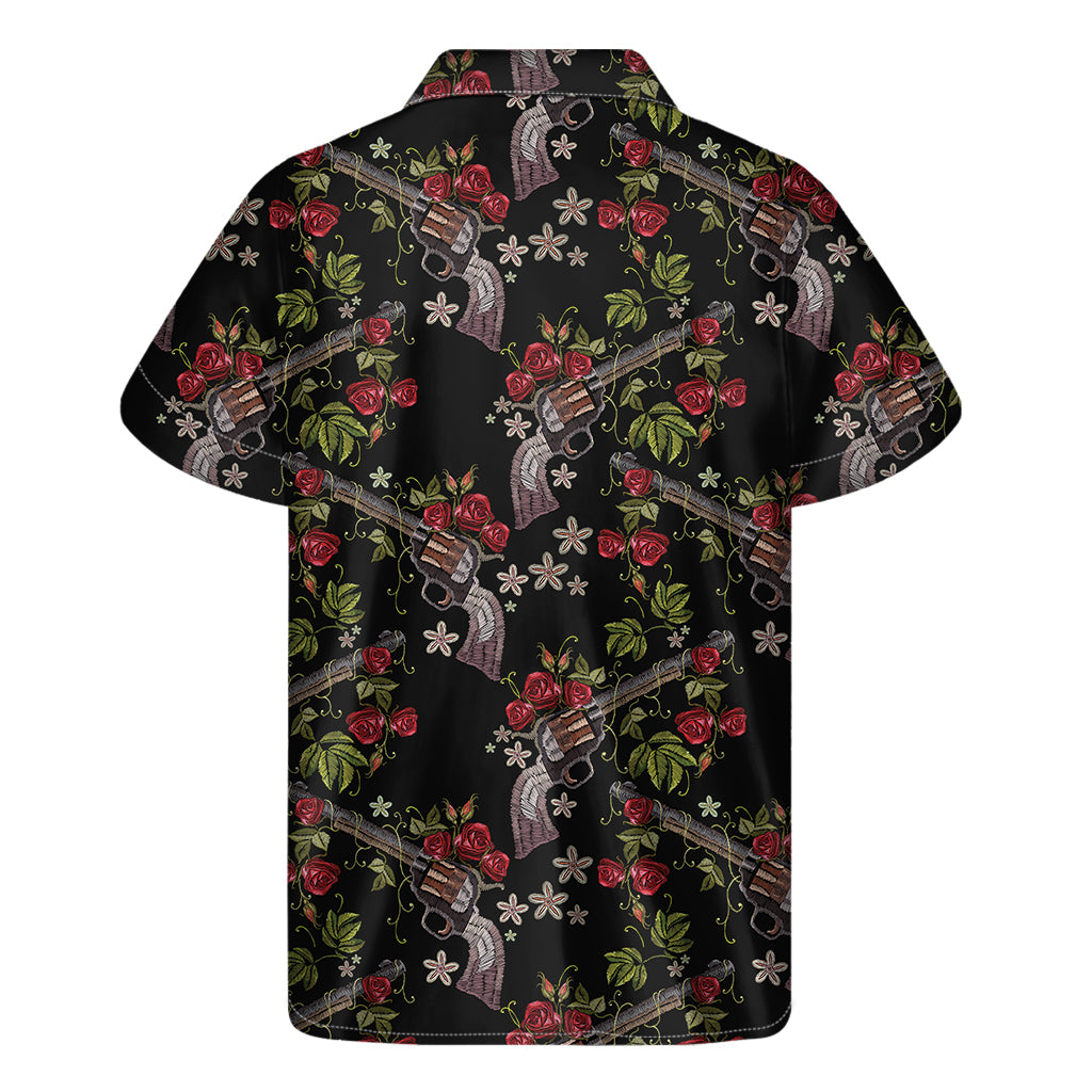 Guns And Flowers Pattern Print Men's Short Sleeve Shirt