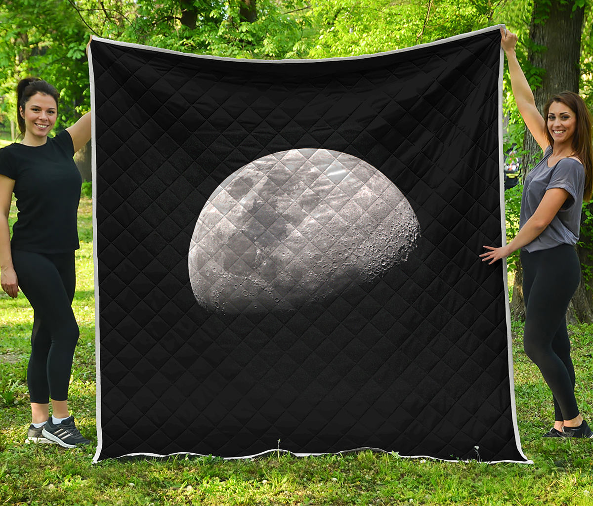 Half Moon Print Quilt