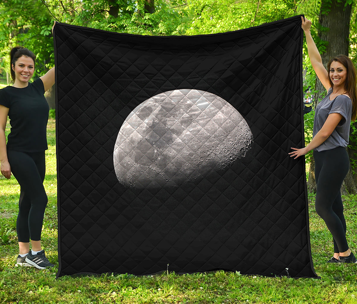 Half Moon Print Quilt