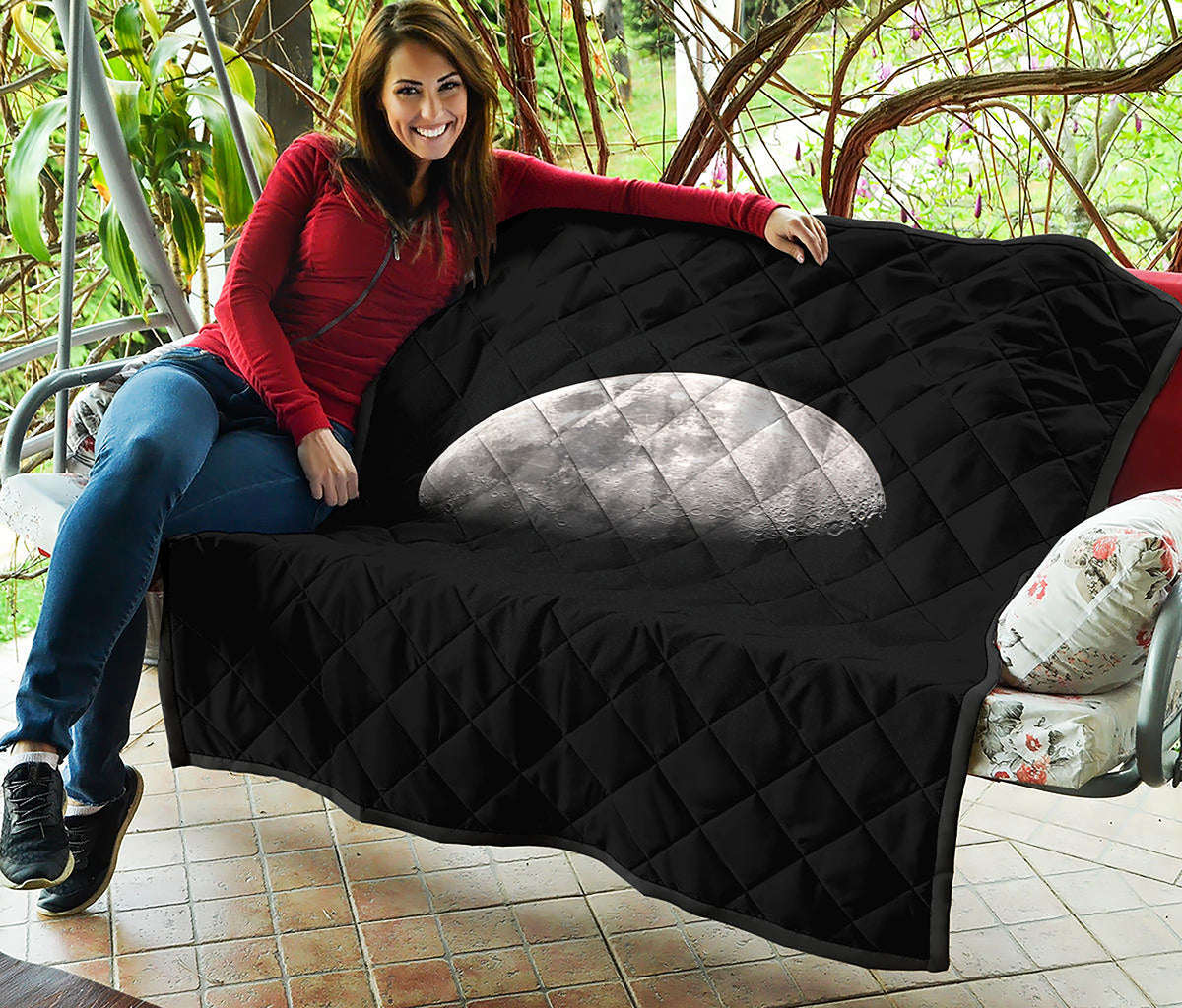 Half Moon Print Quilt
