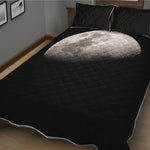 Half Moon Print Quilt Bed Set