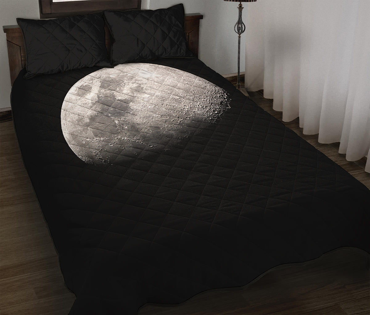 Half Moon Print Quilt Bed Set
