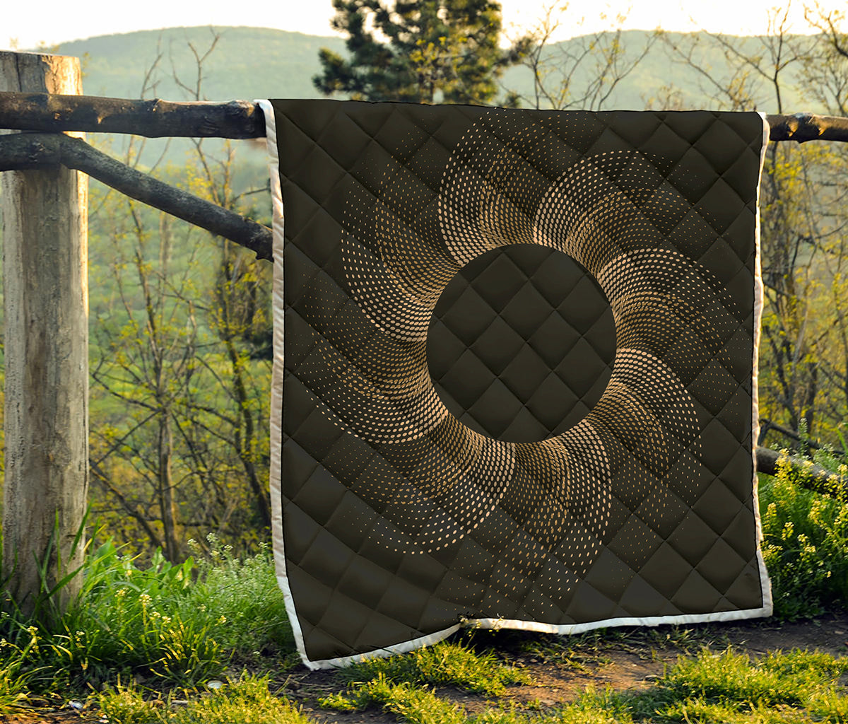 Halftone Dot Sun Print Quilt