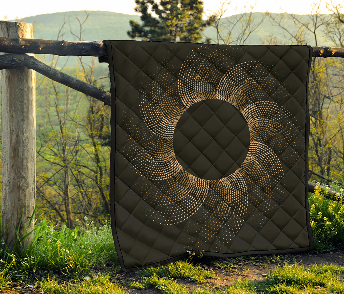 Halftone Dot Sun Print Quilt