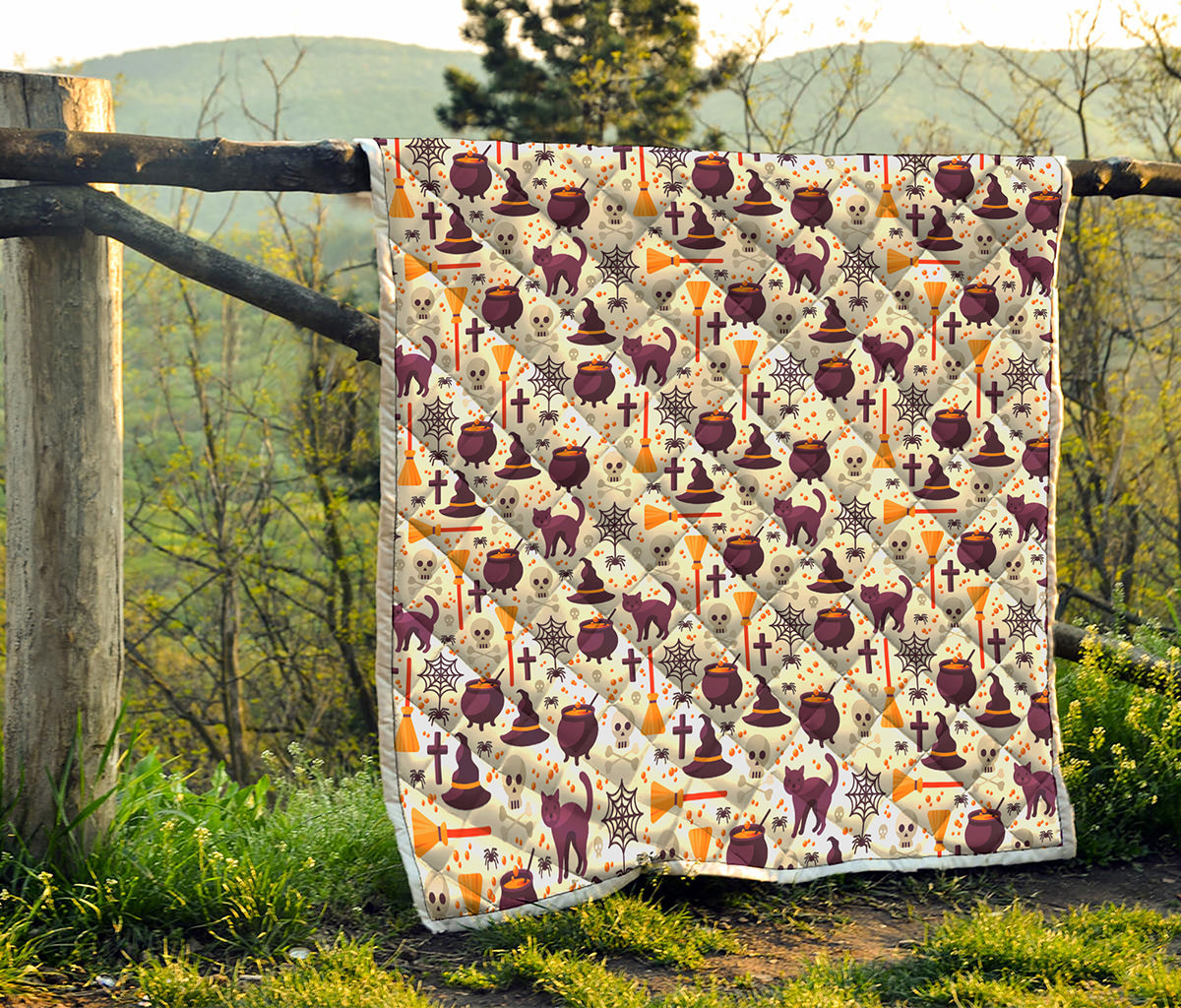 Halloween Festival Pattern Print Quilt