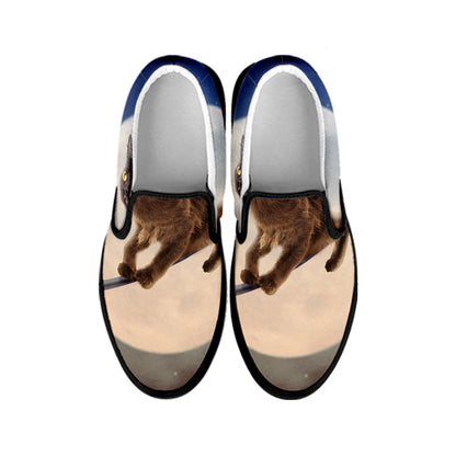 Halloween Flying Witch Cat Print Black Slip On Shoes