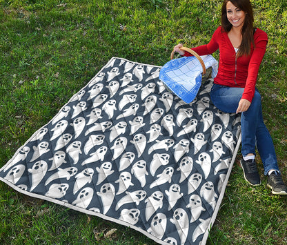 Halloween Ghost Pattern Print Quilt