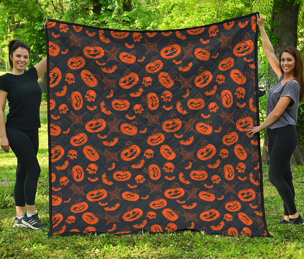 Halloween Pumpkin And Bat Pattern Print Quilt