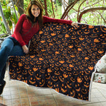 Halloween Pumpkin Faces Pattern Print Quilt