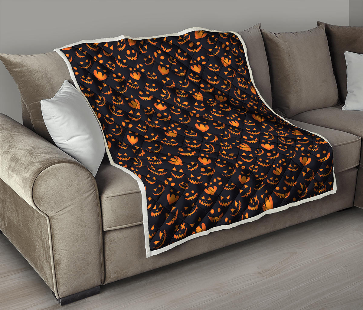 Halloween Pumpkin Faces Pattern Print Quilt