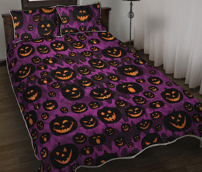 Halloween Pumpkin Smiley Faces Print Quilt Bed Set