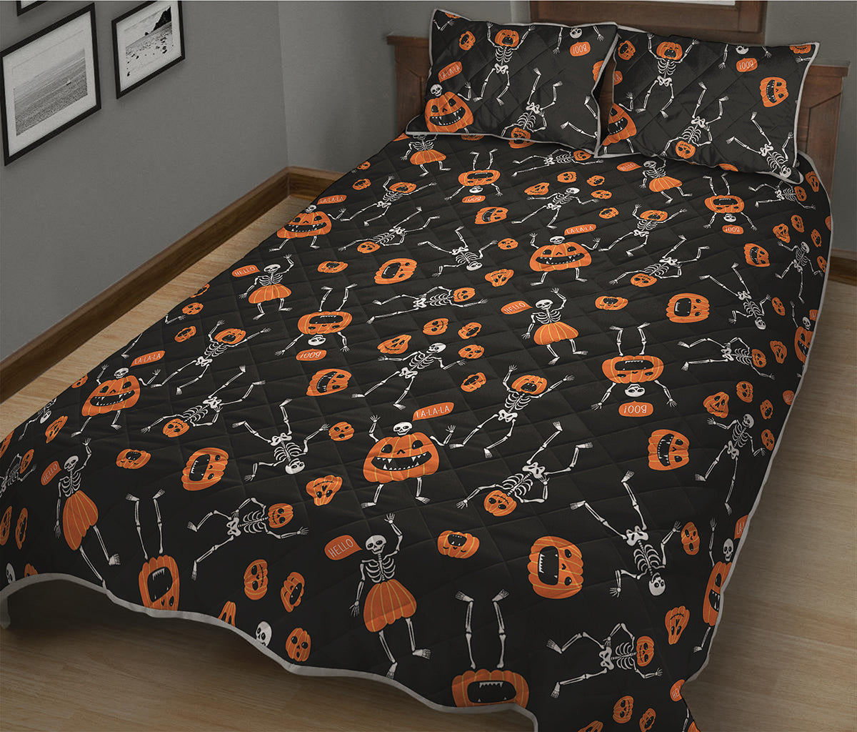 Halloween Skeleton And Pumpkin Print Quilt Bed Set