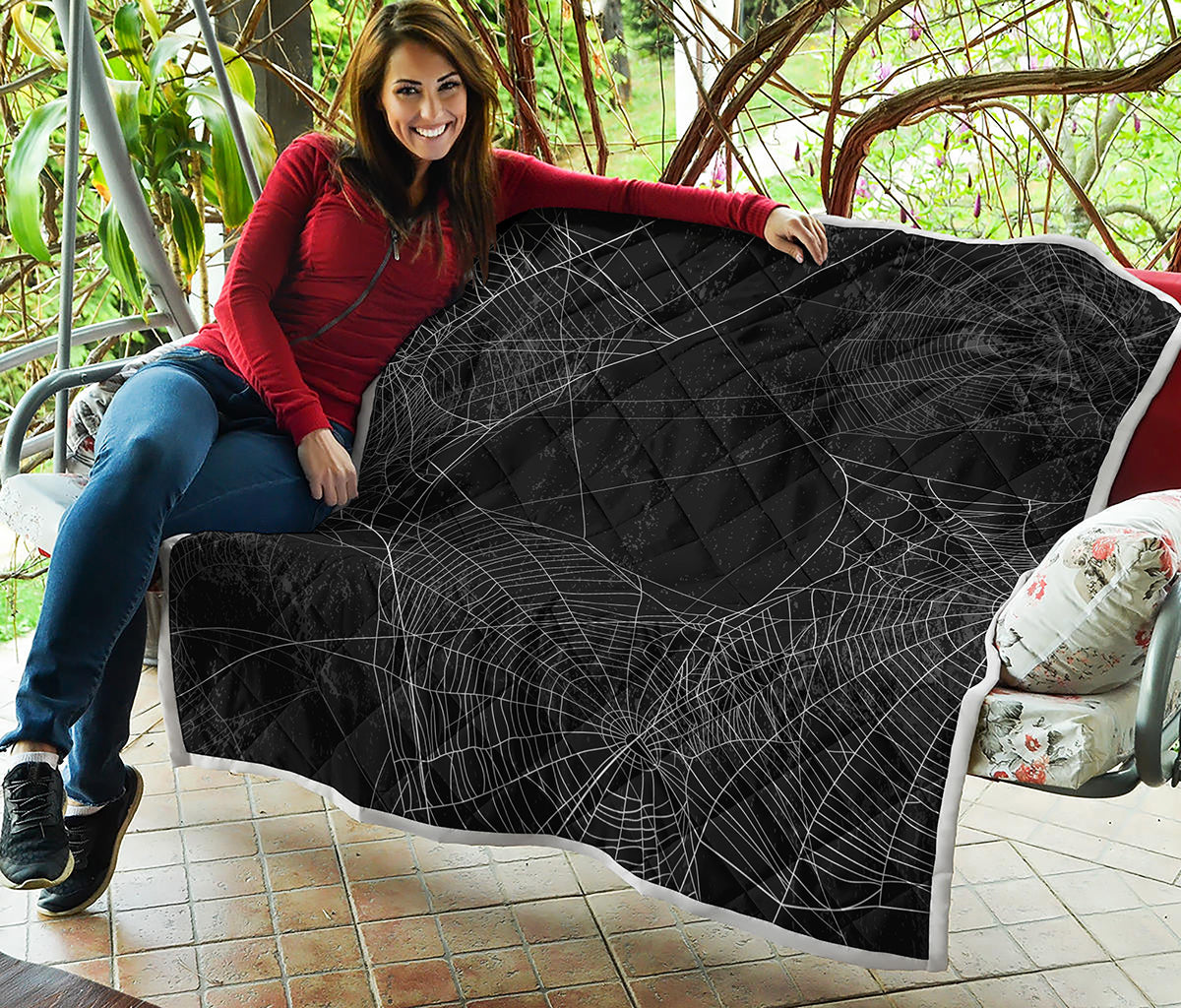 Halloween Spider Web Print Quilt
