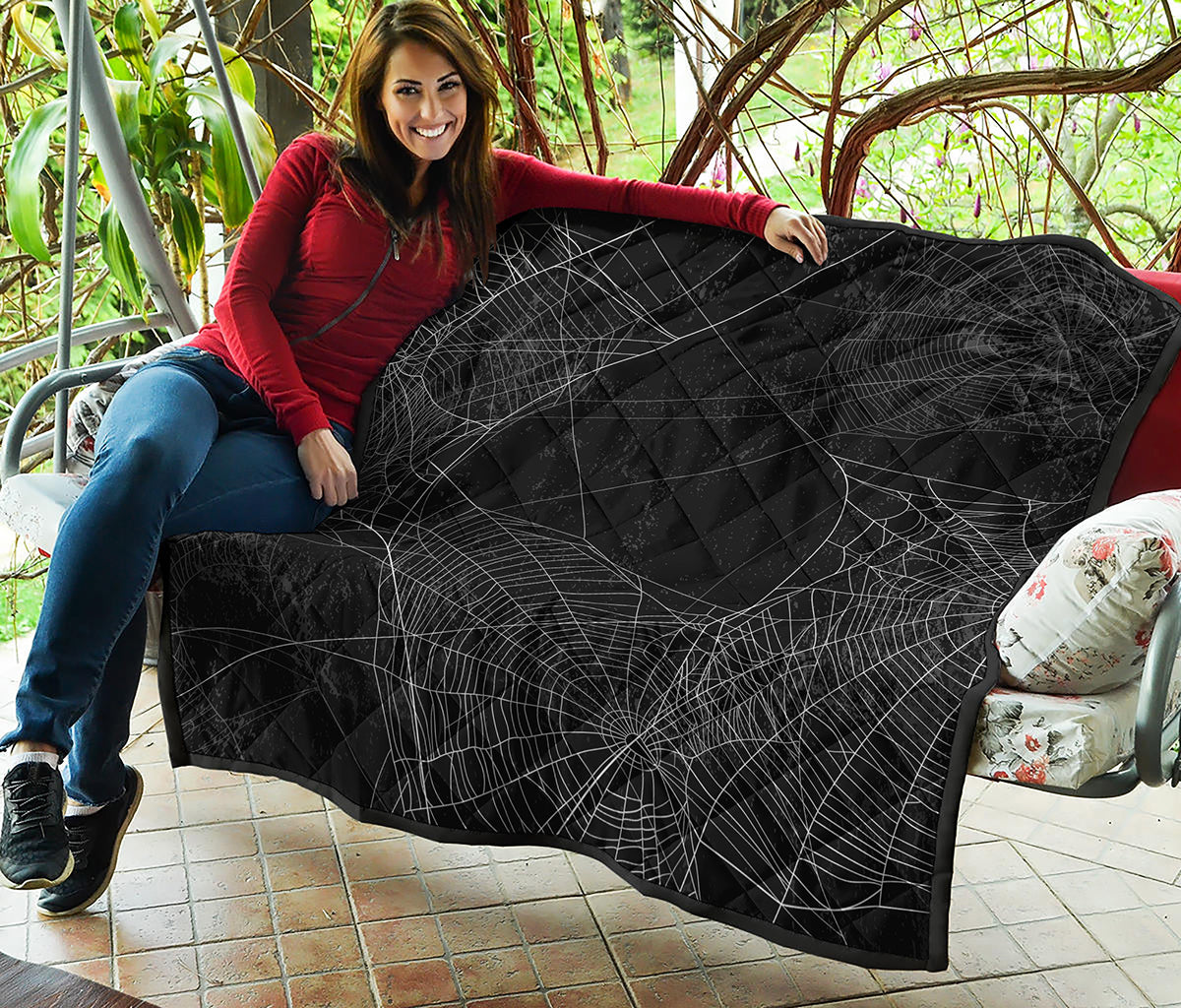 Halloween Spider Web Print Quilt