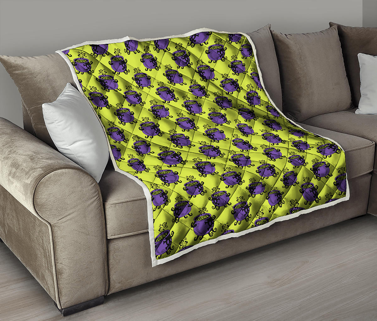 Halloween Witch Cauldron Pattern Print Quilt