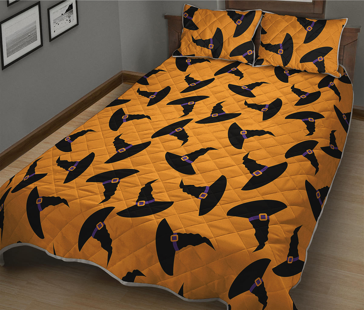 Halloween Witch Hat Pattern Print Quilt Bed Set